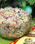 Салат Оливье с ветчиной