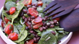 Салаты с фасолью