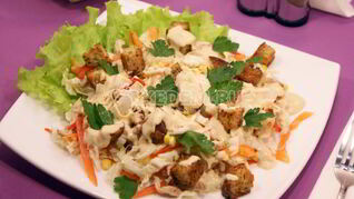 Салаты с сухариками