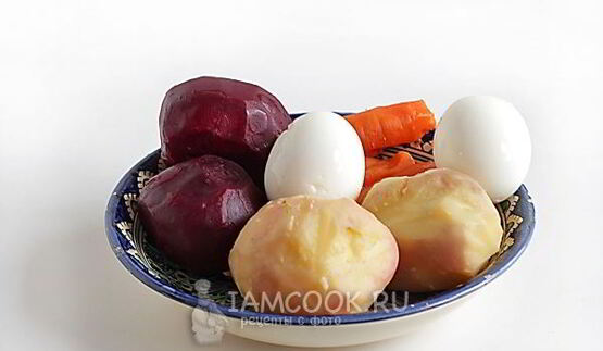 салат гранатовый браслет с копченой курицей