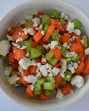 Салат из сельдерея и моркови