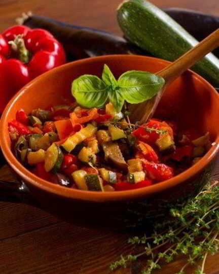 Рецепт салата из запеченых овощей и крутонов