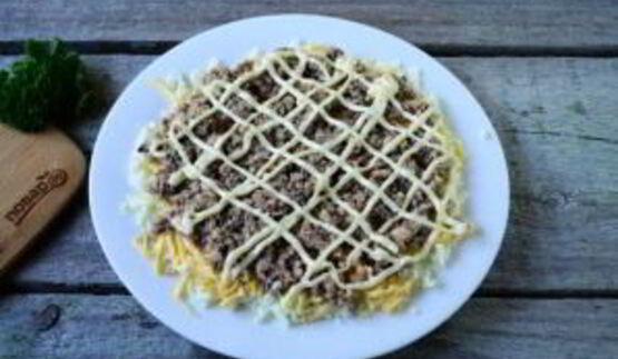 салат мимоза классический слоеный