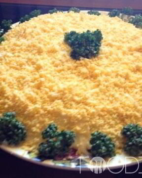 Салат Мимоза с яблоком