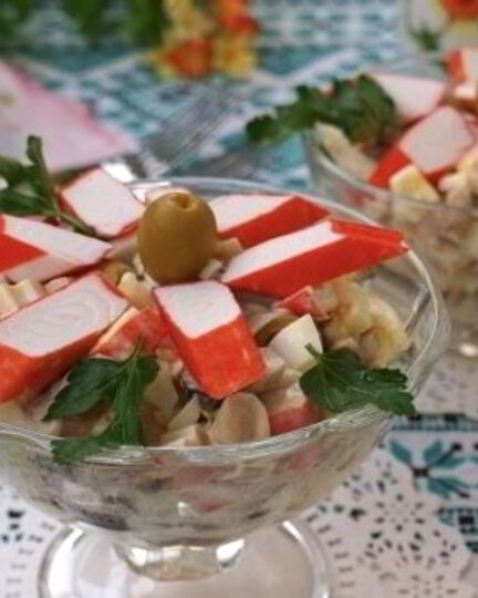 Рецепт салата новогоднего из крабовых палочек