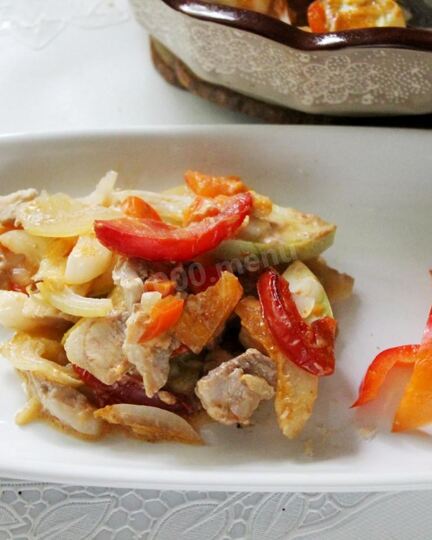 Рецепт мяса свинина под шубой в духовке