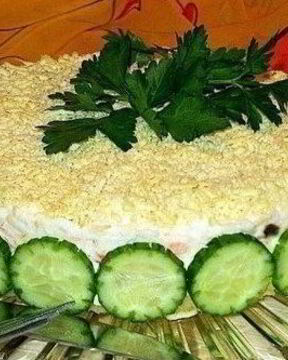 Салат-торт Печень трески под шубой