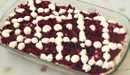 сельдь под шубой с яблоком