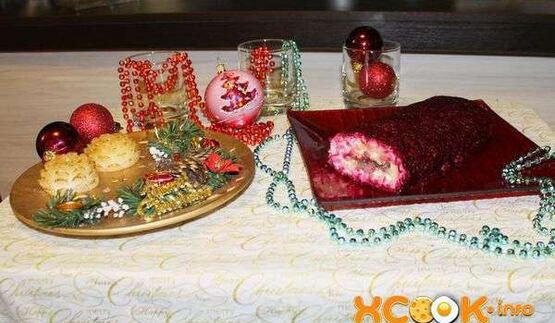 селедка под шубой, свернутая рулетом