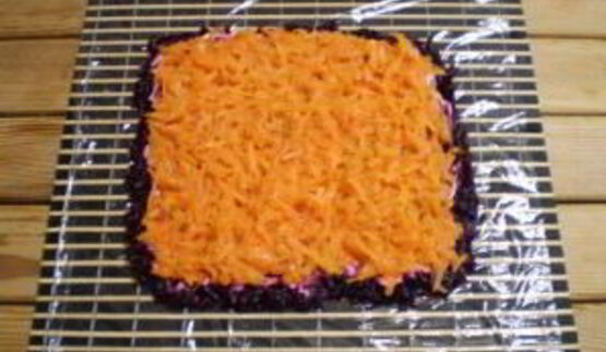 селедка под шубой в виде рулета