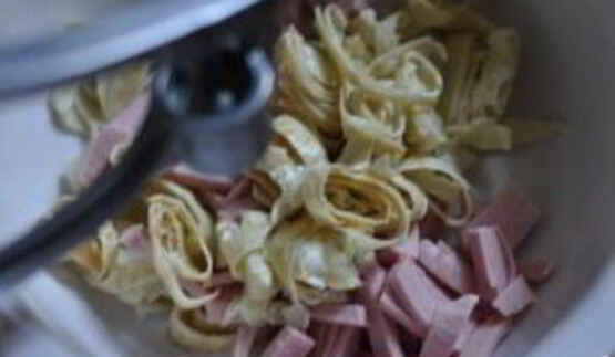 салат с блинами из крахмала