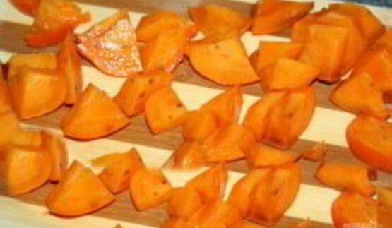 салат с хурмой и брынзой