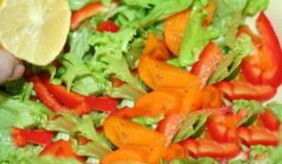 салат с хурмой и брынзой