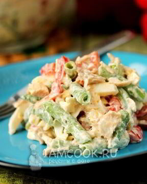 Салат Шедевр с курицей и сладким перцем