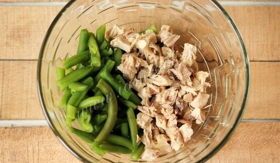 салат шедевр с курицей и сладким перцем