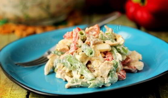 салат шедевр с курицей и сладким перцем