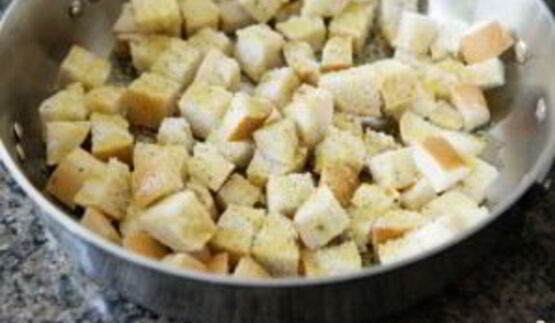 салат цезарь легкий