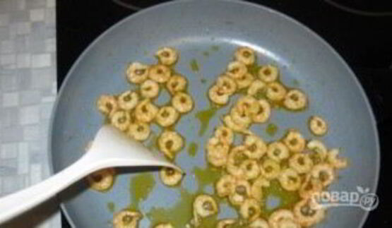 салат цезарь с креветками