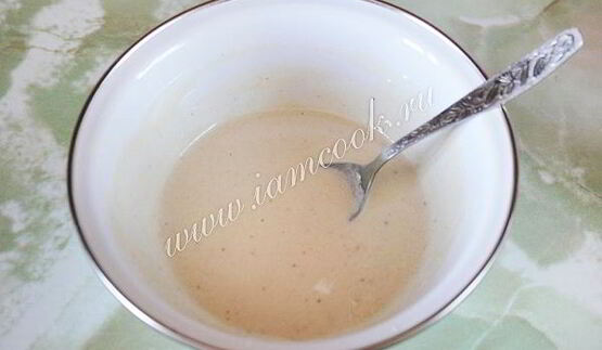 салат цезарь с курицей и сухариками