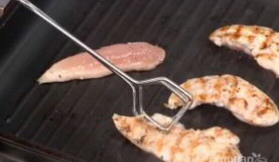 салат цезарь с помидорами