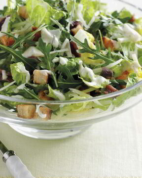 Соус для салата Цезарь с курицей