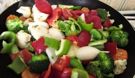 теплый салат весенний