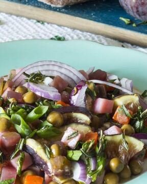 Винегрет летний с инжиром и розмарином