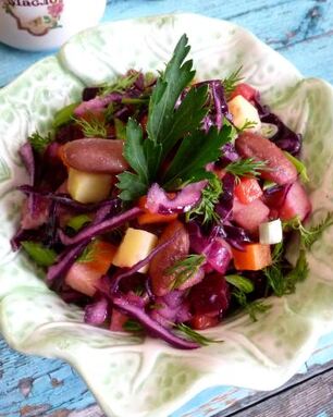 Винегрет с фасолью и красной капустой