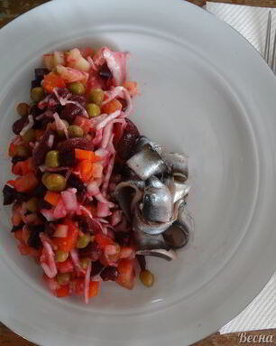 Винегрет с килькой