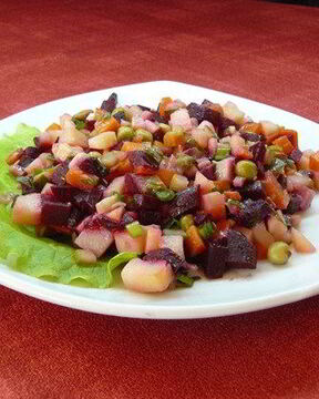 Винегрет с соленым огурцом