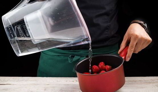 клубничный соус