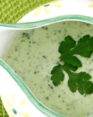 Соус из йогурта с зеленью