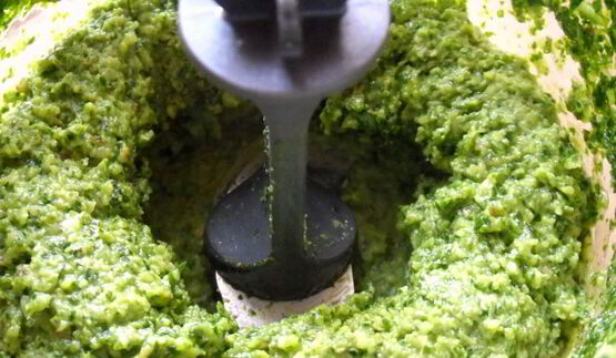 песто из петрушки