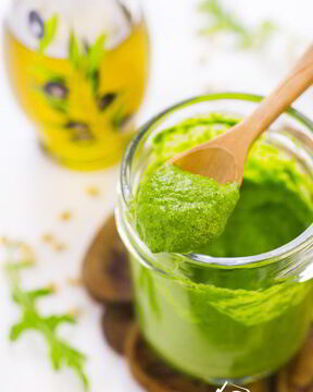 Песто из рукколы