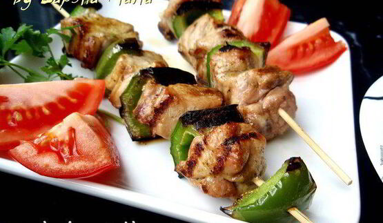 сувлаки из свинины с соусом цацики