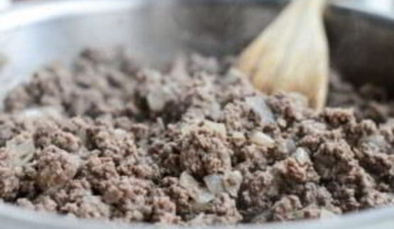 томатный соус с фаршем