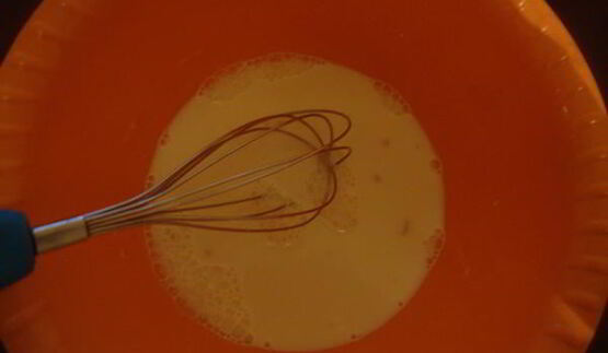 борщ с чесночными булочками