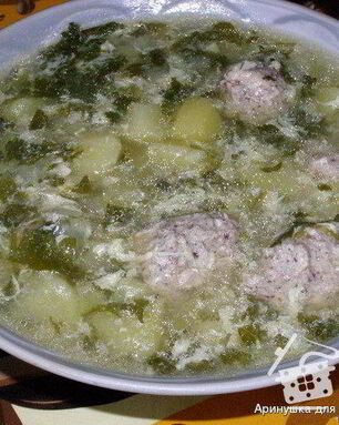 Борщ со щавелем и фрикадельками