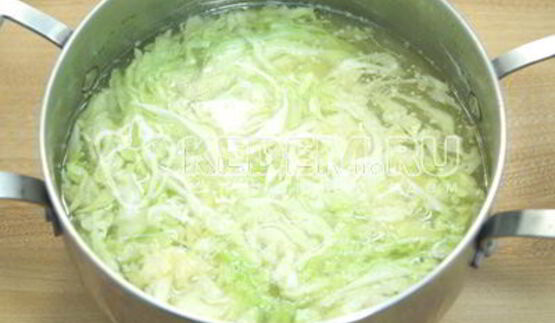 борщ со щавелем и овощами