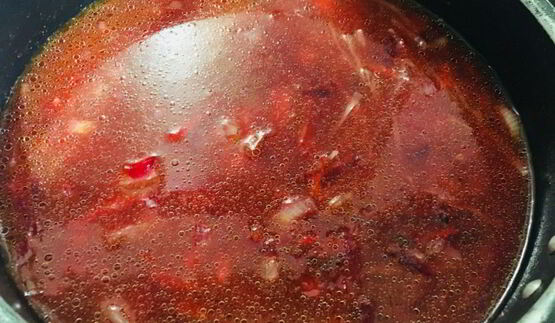 красный борщ из индейки