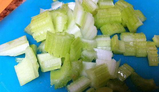 зеленый борщ со щавелем