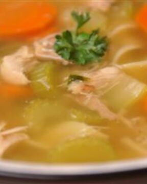 Домашний куриный бульон