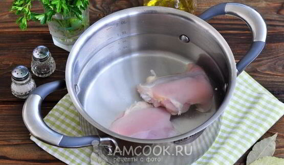 грибной суп на курином бульоне