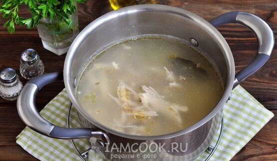 грибной суп на курином бульоне