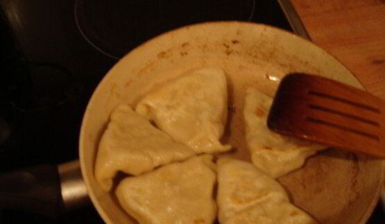 куриный бульон с креплах