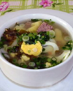 Щавелевый суп на мясном бульоне