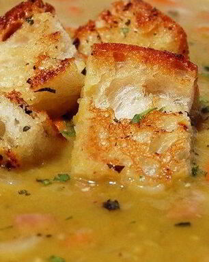 Гороховый суп домашний на телячьем бульоне