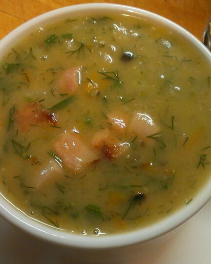 Рецепт горохового супа с копчеными ребрами и беконом