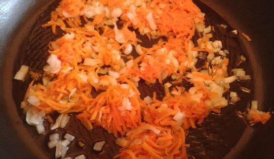 гороховый суп с копчеными ребрышками