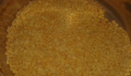 гороховый суп с копчеными ребрышками